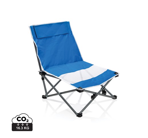 Foldable beach chair in pouch