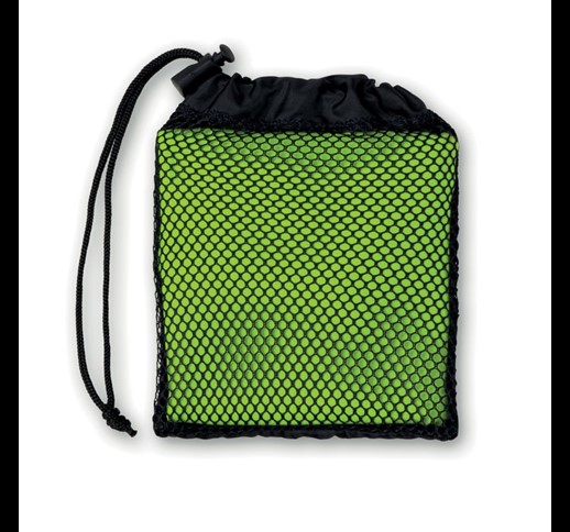 TUKO - Športna brisača z torbico
