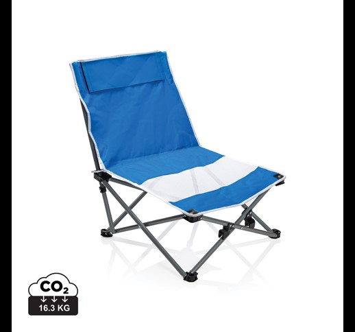 Foldable beach chair in pouch