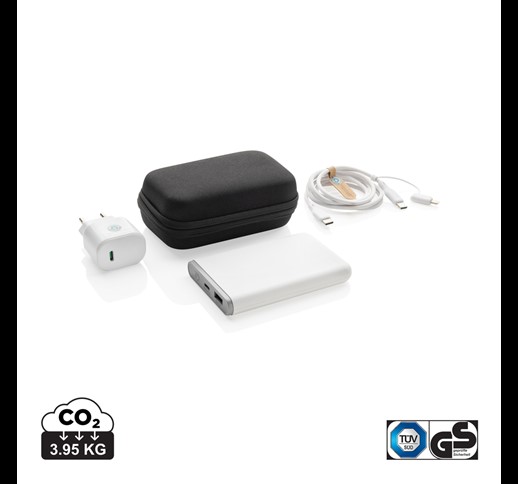 Surge RCS recikliran PET 20W tip C 3-delni komplet za polnjenje
